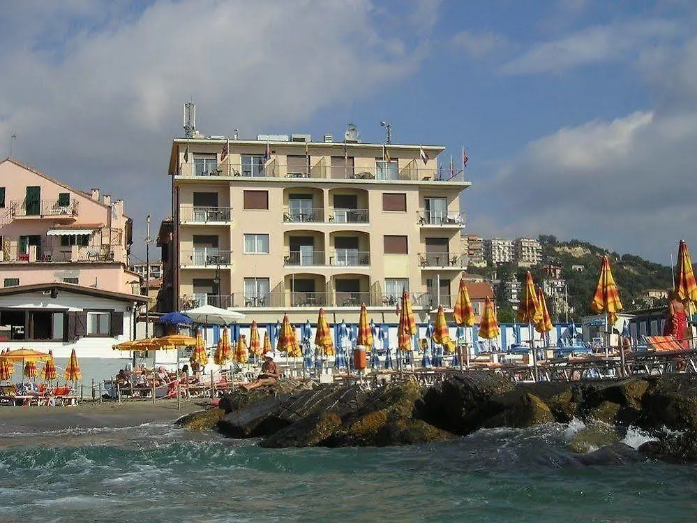 Hotel Croce Di Malta Imperia
