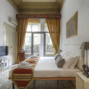 https://duomo-suite-central-home.it-tuscanyhotel.com